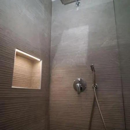 Di Pietra Ii Apartamento *