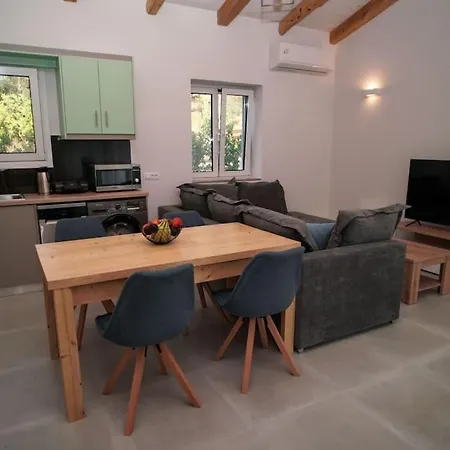 Di Pietra Ii Apartamento *